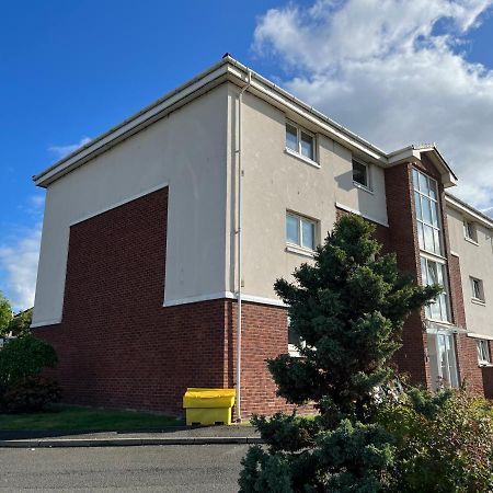Flat Two, 212 Eaglesham Road, East Kilbride, グラスゴー エクステリア 写真